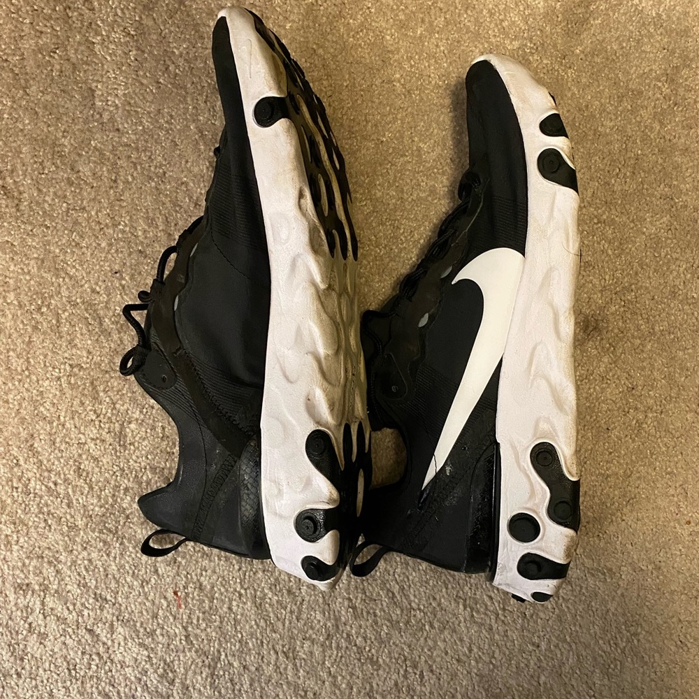 Men’s Nike react shoes